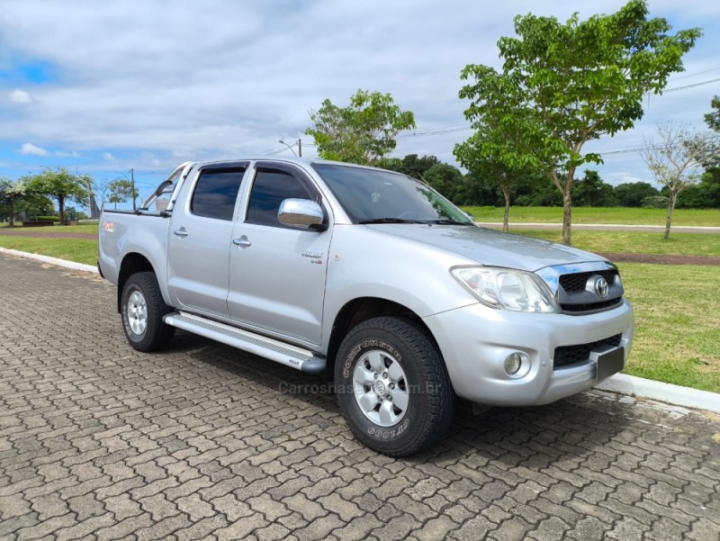 hilux 2.5 4x4 cd 16v turbo diesel 4p manual 2011 lajeado