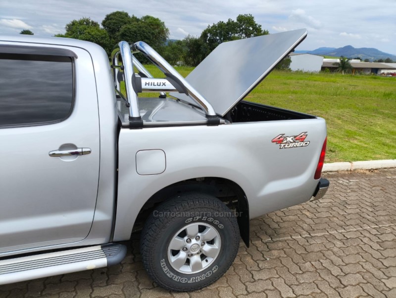 HILUX 2.5 4X4 CD 16V TURBO DIESEL 4P MANUAL - 2011 - LAJEADO