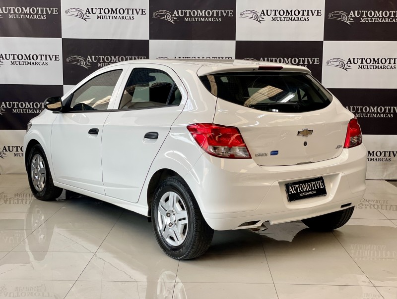 ONIX 1.0	LT PLUS 8V TURBO FLEX 4P AUTOMÁTICO - 2021 - CAXIAS DO SUL