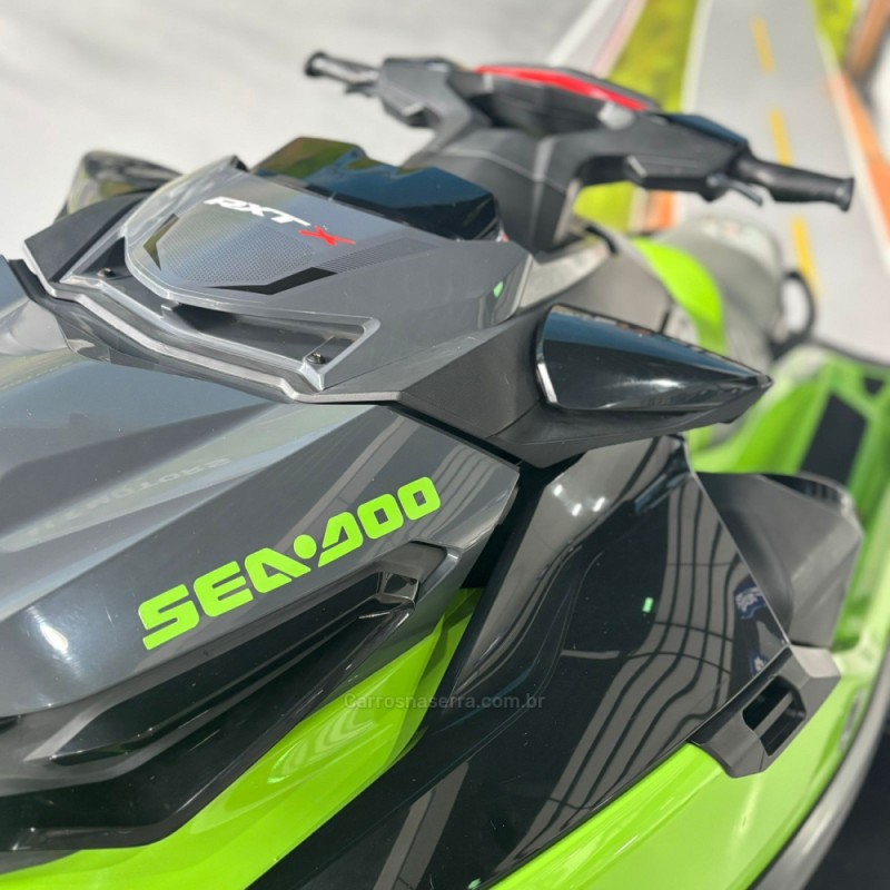 JET SKI RXT XRS-300 - 2020 - NOVO HAMBURGO