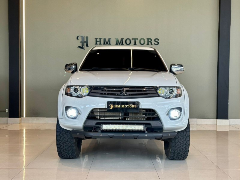 L200 TRITON 3.2 HPE 4X4 CD 16V TURBO INTERCOOLER DIESEL 4P AUTOMÁTICO - 2015 - CAXIAS DO SUL