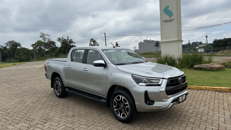 HILUX 2.8 SRX PLUS 4X4 CD TURBO DIESEL 4P AUTOMÁTICO - 2022 - LAJEADO