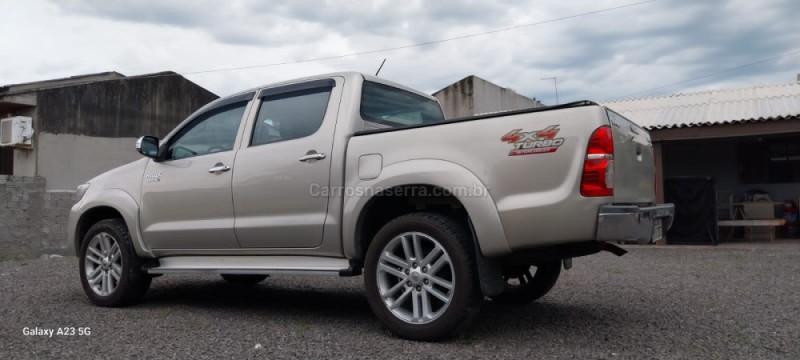 HILUX 3.0 SRV 4X4 CD 16V TURBO INTERCOOLER DIESEL 4P AUTOMÁTICO - 2012 - SOMBRIO