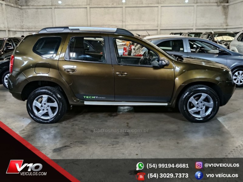 DUSTER 2.0 TECH ROAD II 4X2 16V FLEX 4P AUTOMÁTICO - 2014 - CAXIAS DO SUL