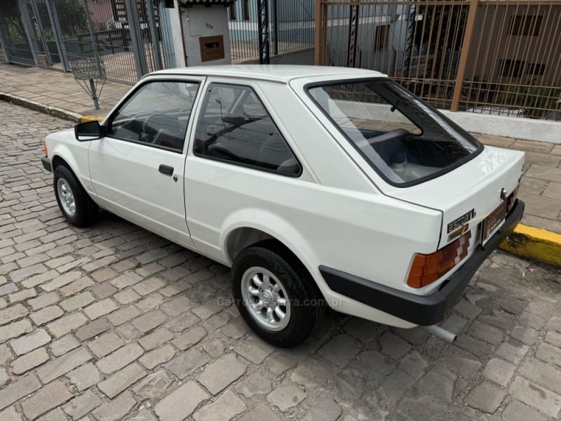 ESCORT 1.6 L 8V ÁLCOOL 2P MANUAL - 1986 - BENTO GONçALVES