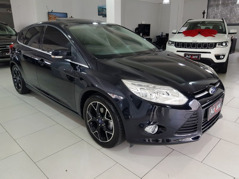 FOCUS 2.0 TITANIUM PLUS 16V FLEX 4P AUTOMÁTICO - 2015 - CAXIAS DO SUL