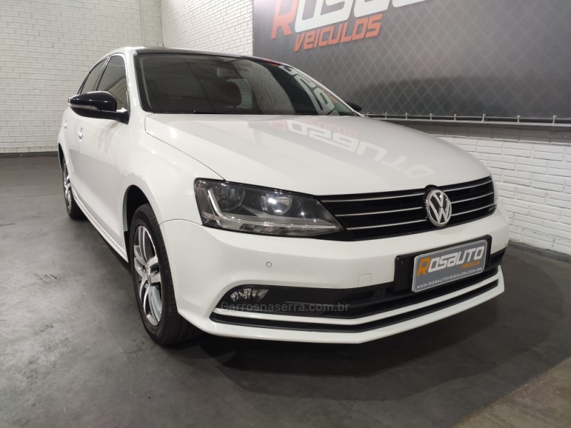 JETTA 1.4 16V TSI COMFORTLINE FLEX 4P TIPTRONIC - 2017 - VENâNCIO AIRES