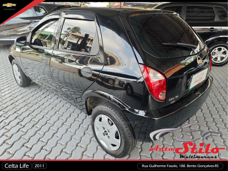 CELTA 1.0 MPFI LIFE 8V FLEX 4P MANUAL - 2011 - BENTO GONçALVES