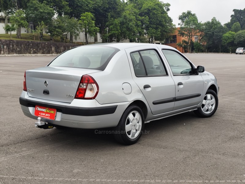 CLIO 1.0 EXPRESSION SEDAN 16V GASOLINA 4P MANUAL - 2006 - CAXIAS DO SUL