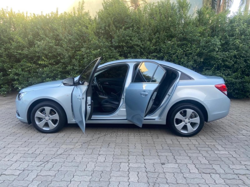 CRUZE 1.8 LT 16V FLEX 4P AUTOMÁTICO - 2013 - CAXIAS DO SUL