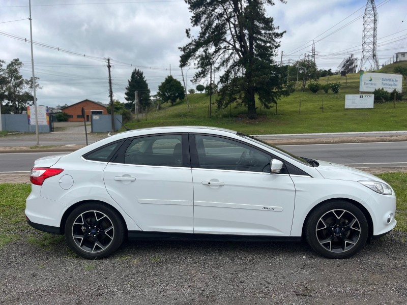 focus 2.0 titanium sedan 16v flex 4p automatico 2014 farroupilha