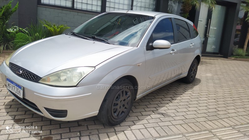 FOCUS 1.6 GL 8V GASOLINA 4P MANUAL - 2009 - FARROUPILHA