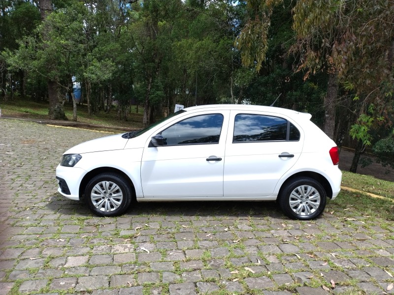 GOL 1.0 MI TRENDLINE 8V FLEX 4P MANUAL - 2018 - CAXIAS DO SUL