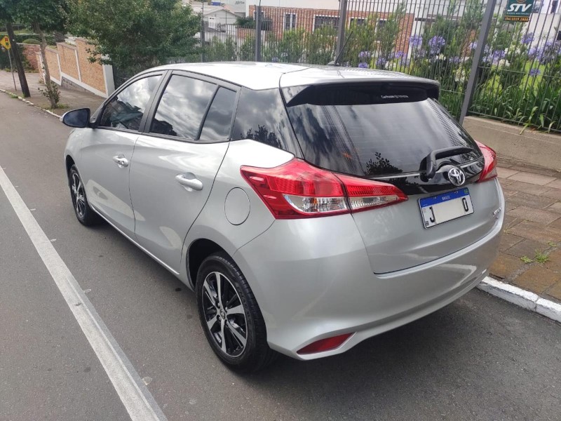 YARIS 1.5 XS CONNECT 16V FLEX 4P AUTOMÁTICO - 2022 - FARROUPILHA