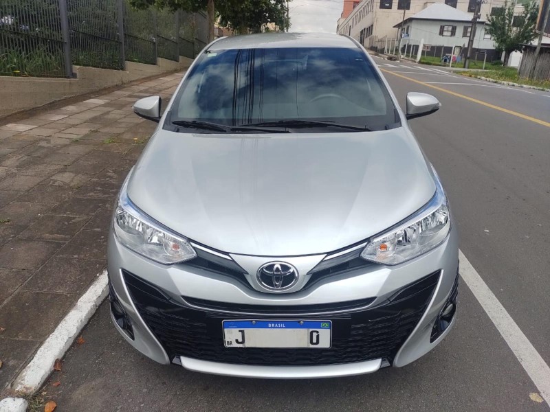 YARIS 1.5 XS CONNECT 16V FLEX 4P AUTOMÁTICO - 2022 - FARROUPILHA