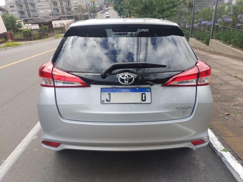 YARIS 1.5 XS CONNECT 16V FLEX 4P AUTOMÁTICO - 2022 - FARROUPILHA