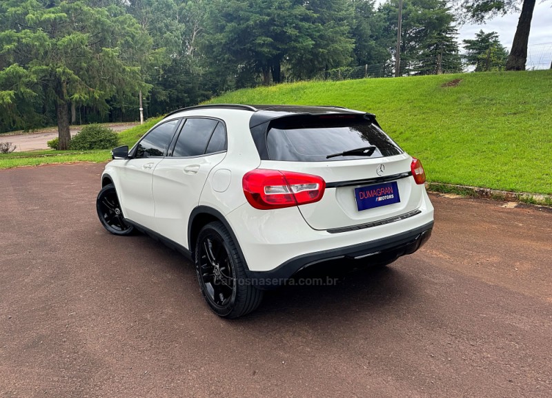 GLA 200 1.6 CGI STYLE 16V TURBO GASOLINA 4P AUTOMÁTICO - 2018 - PASSO FUNDO