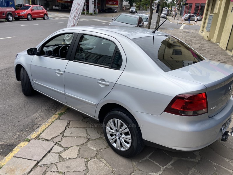 VOYAGE 1.0 MI TRENDLINE 8V FLEX 4P MANUAL - 2011 - CAXIAS DO SUL