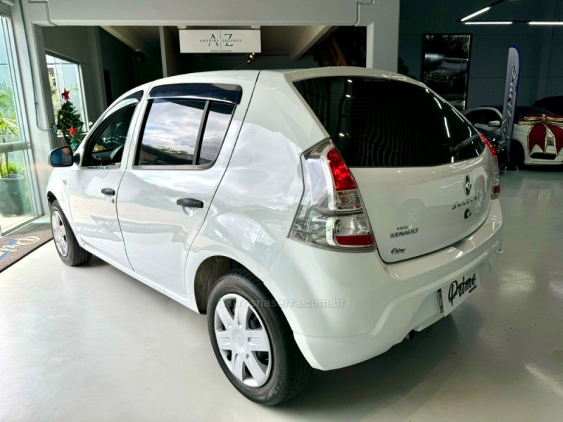 SANDERO 1.6 EXPRESSION 16V FLEX 4P MANUAL - 2014 - ESTâNCIA VELHA