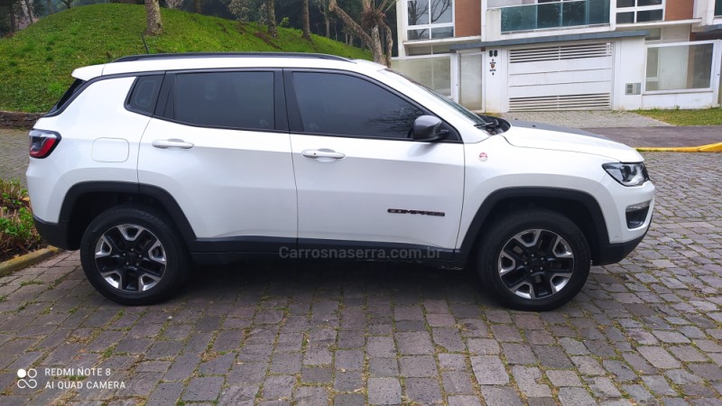 COMPASS 2.0 16V DIESEL TRAILHAWK 4X4 AUTOMÁTICO - 2018 - FARROUPILHA