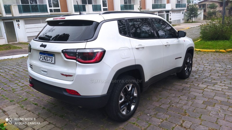 COMPASS 2.0 16V DIESEL TRAILHAWK 4X4 AUTOMÁTICO - 2018 - FARROUPILHA