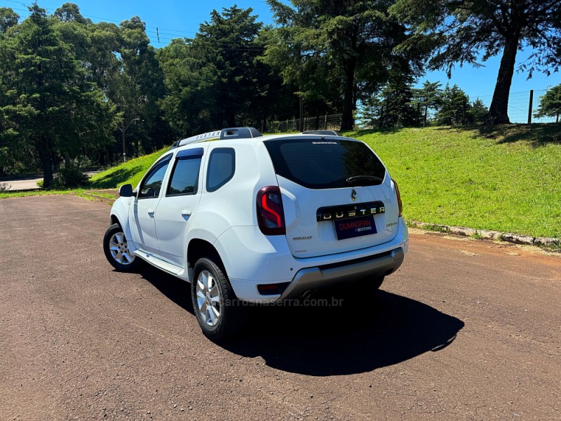 DUSTER 2.0 DYNAMIQUE 4X2 16V FLEX 4P AUTOMÁTICO - 2016 - PASSO FUNDO