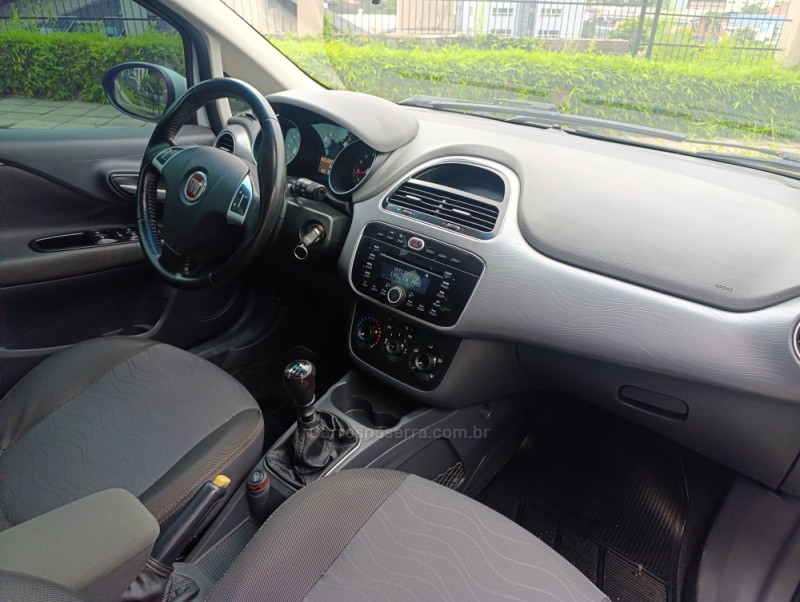 PUNTO 1.4 ATTRACTIVE 8V FLEX 4P MANUAL - 2016 - CAXIAS DO SUL