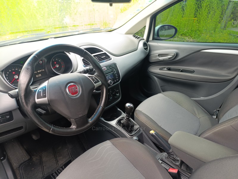 PUNTO 1.4 ATTRACTIVE 8V FLEX 4P MANUAL - 2016 - CAXIAS DO SUL