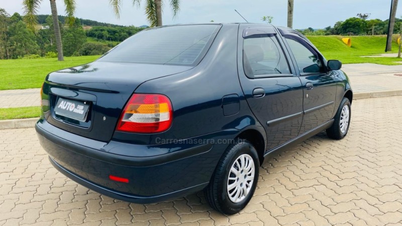 SIENA 1.0 MPI FIRE 8V FLEX 4P MANUAL - 2005 - DOIS IRMãOS