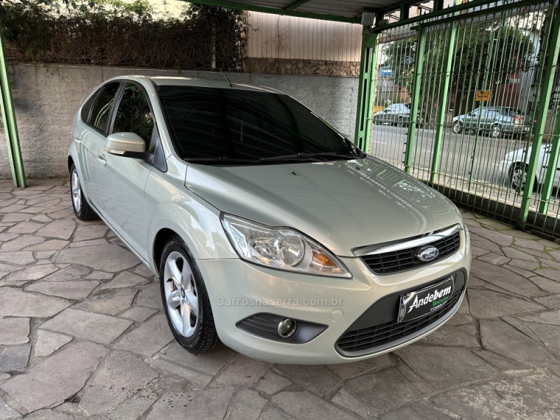 FOCUS 1.6 GLX 16V FLEX 4P MANUAL - 2011 - CAXIAS DO SUL