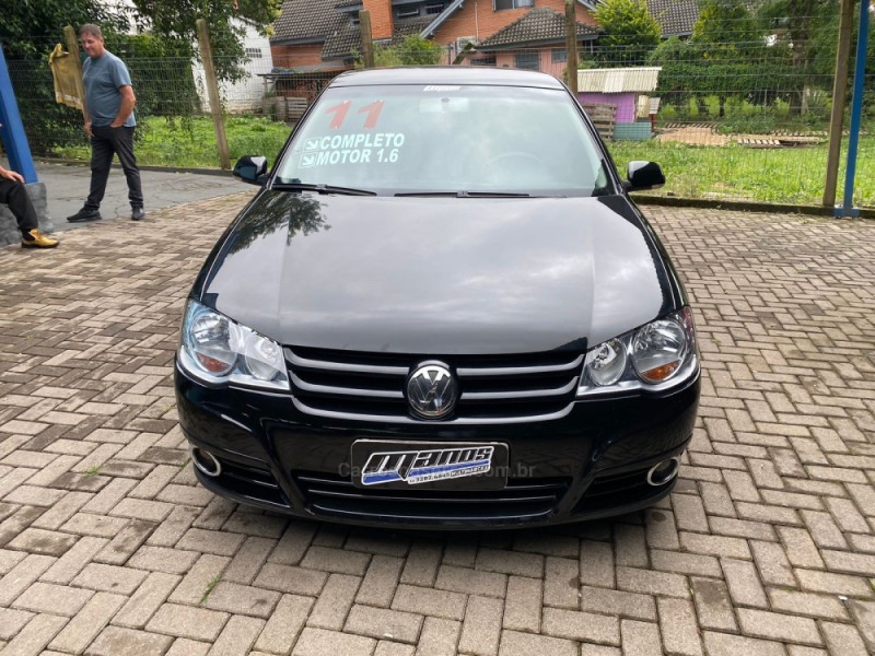 GOLF 1.6 MI 8V FLEX 4P MANUAL - 2011 - CANELA