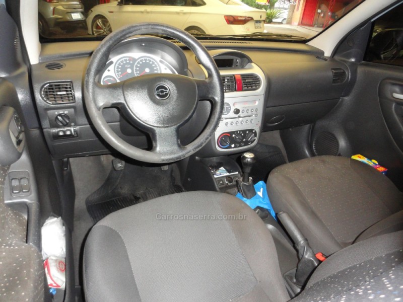 CORSA 1.4 MPFI PREMIUM SEDAN 8V FLEX 4P MANUAL - 2008 - SAPIRANGA