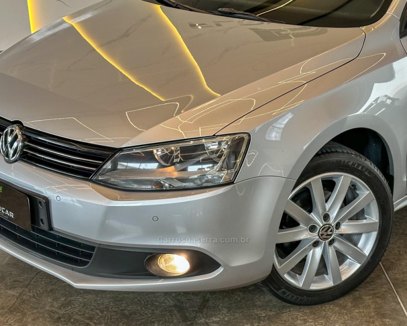 JETTA 2.0 COMFORTLINE FLEX 4P TIPTRONIC - 2014 - GARIBALDI