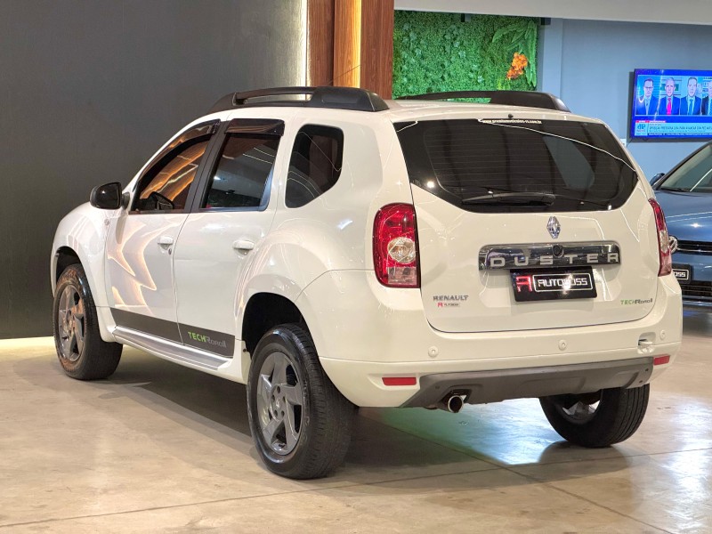 DUSTER 2.0 TECH ROAD II 4X2 16V FLEX 4P AUTOMÁTICO - 2015 - NOVO HAMBURGO