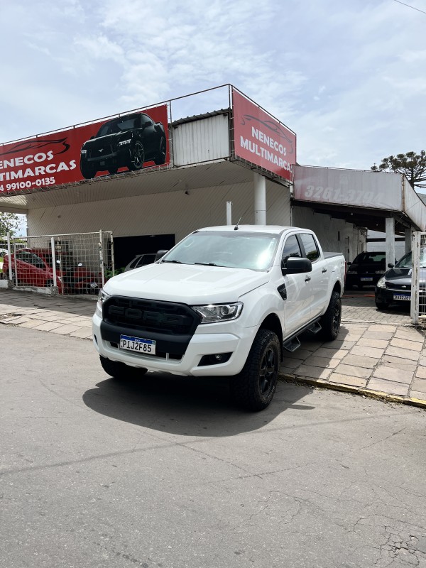 RANGER 2.2 XL 4X4 CD 16V DIESEL 4P MANUAL - 2015 - FARROUPILHA