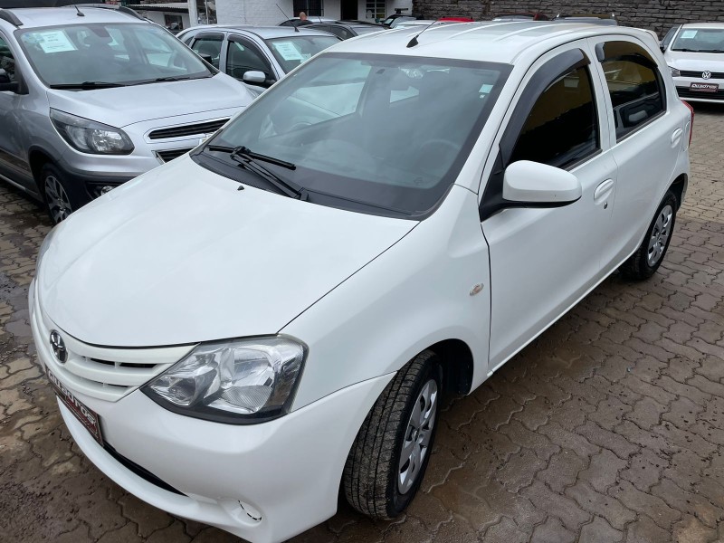 ETIOS 1.3 X 16V FLEX 4P MANUAL - 2014 - CAXIAS DO SUL