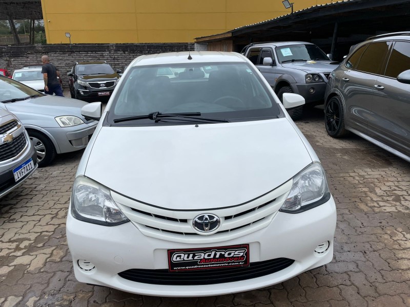 ETIOS 1.3 X 16V FLEX 4P MANUAL - 2014 - CAXIAS DO SUL