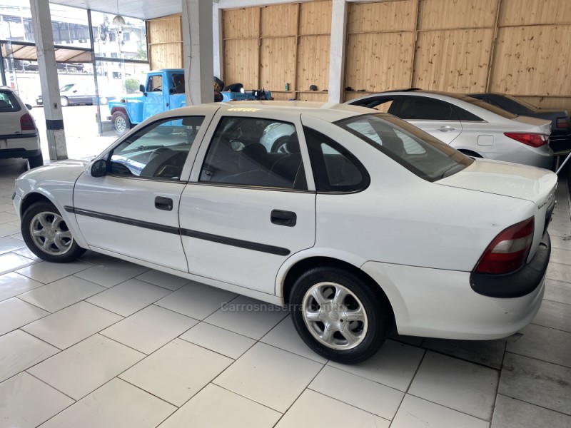 VECTRA 2.2 MPFI GLS 8V GASOLINA 4P MANUAL - 1999 - CAXIAS DO SUL