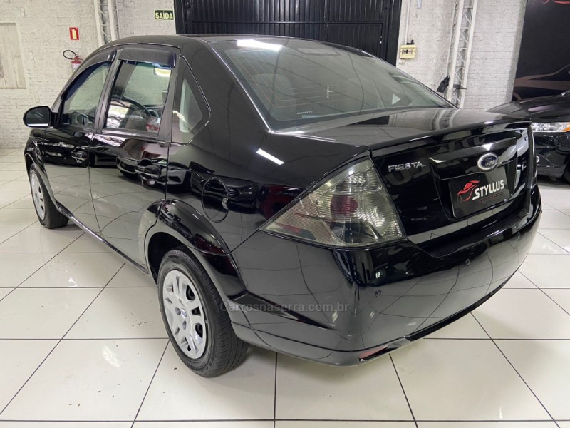 FIESTA 1.6 MPI CLASS 8V GASOLINA 4P MANUAL - 2013 - ESTâNCIA VELHA