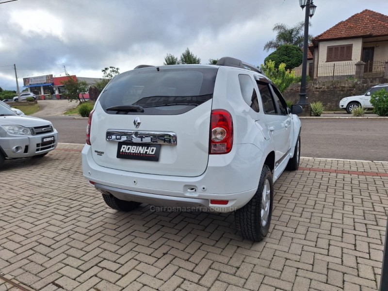 DUSTER 1.6 4X2 16V FLEX 4P MANUAL - 2014 - CAMBARá DO SUL