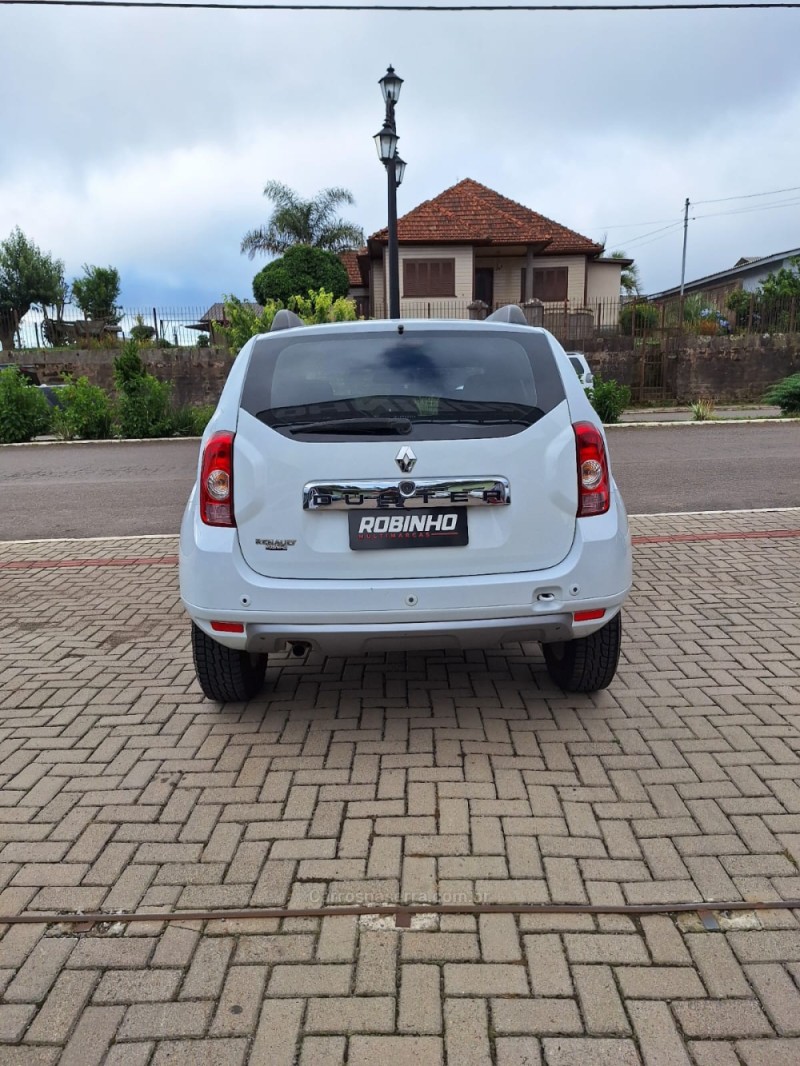 DUSTER 1.6 4X2 16V FLEX 4P MANUAL - 2014 - CAMBARá DO SUL