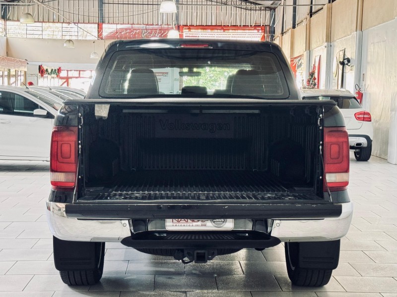 AMAROK 3.0 V6 TDI HIGHLINE CD DIESEL 4MOTION AUTOMÁTICO - 2021 - ESTâNCIA VELHA