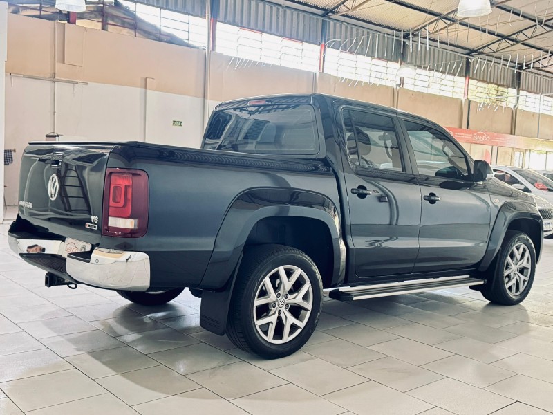 AMAROK 3.0 V6 TDI HIGHLINE CD DIESEL 4MOTION AUTOMÁTICO - 2021 - ESTâNCIA VELHA