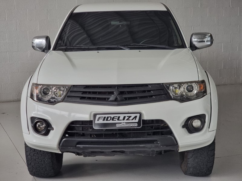 L200 TRITON 3.2 HPE 4X4 CD 16V TURBO INTERCOOLER DIESEL 4P AUTOMÁTICO - 2015 - FARROUPILHA