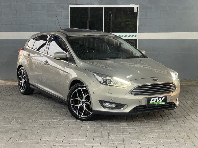 FOCUS 2.0 TITANIUM PLUS HATCH 16V FLEX 4P AUTO - 2016 - CAXIAS DO SUL