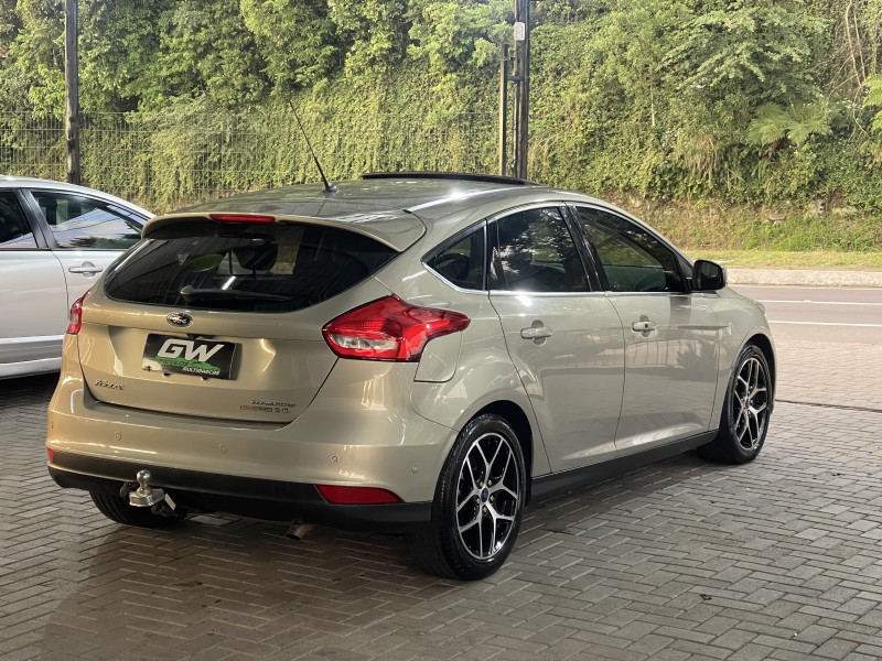 FOCUS 2.0 TITANIUM PLUS HATCH 16V FLEX 4P AUTO - 2016 - CAXIAS DO SUL