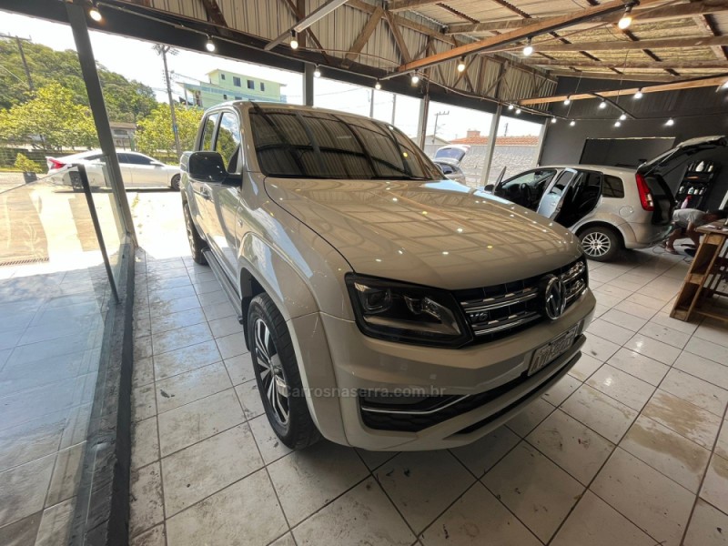 AMAROK 3.0 V6 TDI HIGHLINE CD DIESEL 4MOTION AUTOMÁTICO - 2018 - CAXIAS DO SUL