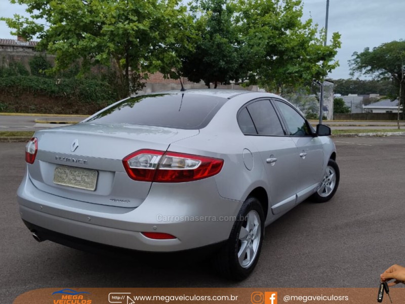 FLUENCE 2.0 DYNAMIQUE 16V FLEX 4P AUTOMÁTICO - 2013 - BENTO GONçALVES