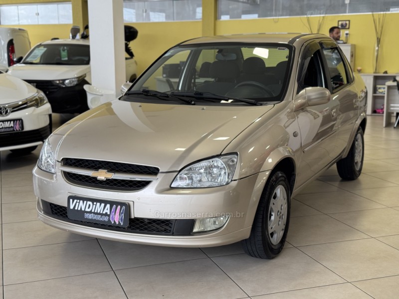 CLASSIC 1.0 VHC LS 8V FLEX 4P MANUAL - 2013 - FLORES DA CUNHA