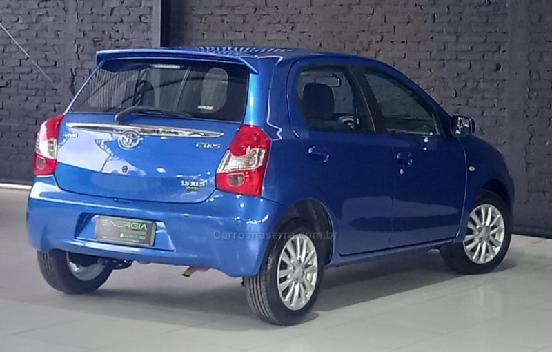 ETIOS 1.5 XLS 16V FLEX 4P MANUAL - 2013 - CAXIAS DO SUL